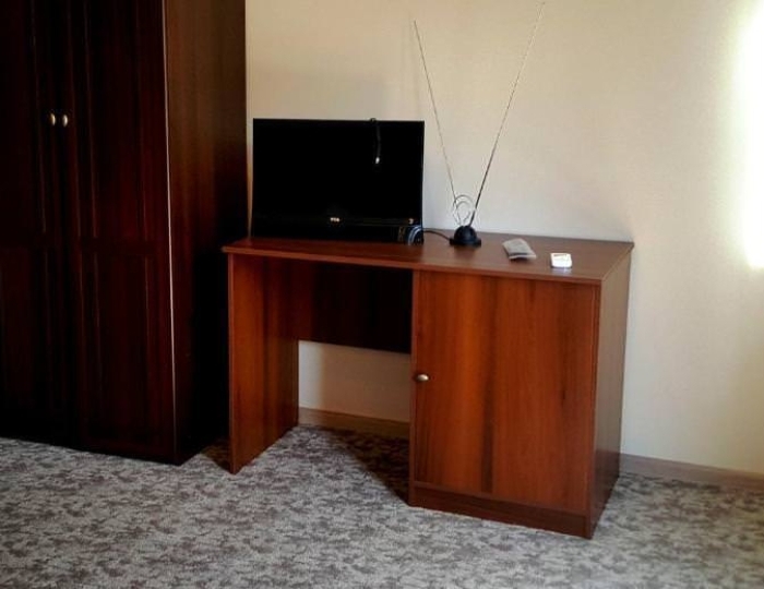 Номер стандарт с 1 двуспальной кроватью - Отель «На Садовой» Сухум